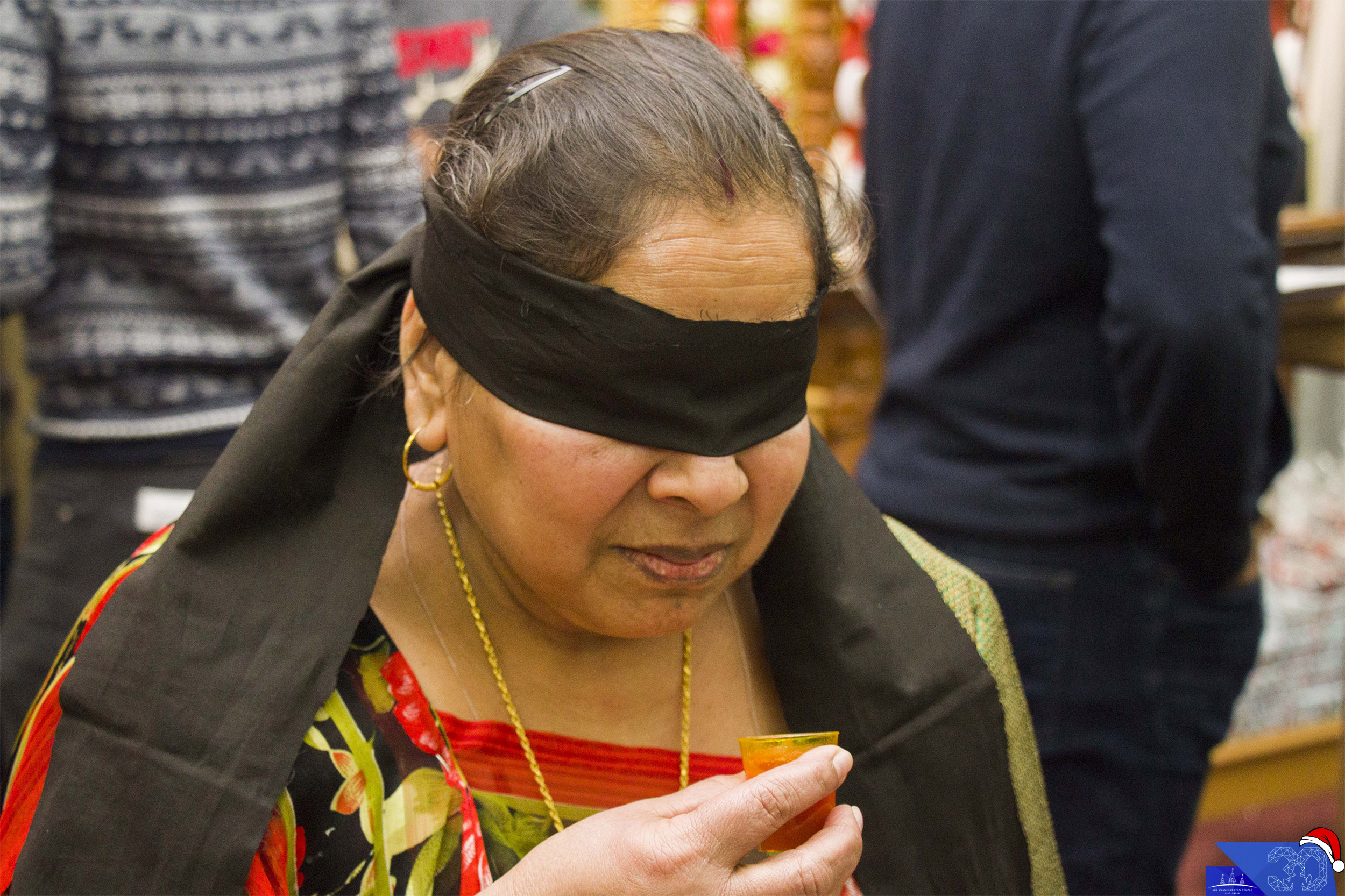 ©1987-2017 SKS Swaminarayan Temple East London